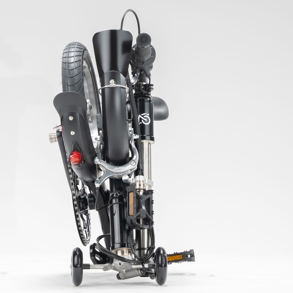 folding-bike-19003C00-kwiggle-ultra-black-3-speed-lights-wheel-guards-folded-front-P1099677.jpg