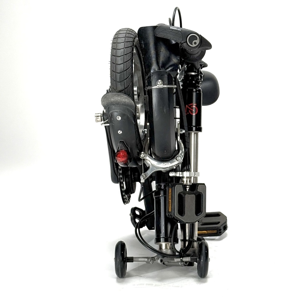 Folding-bike-kwiggle-ERGON-GP3-Grip-left-folded.JPG
