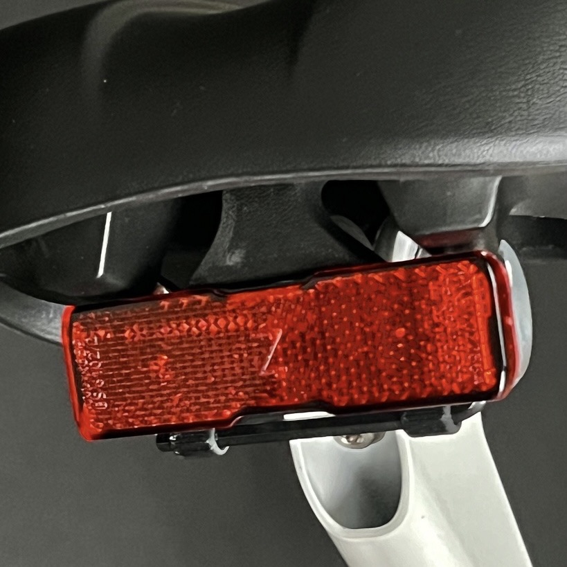Z reflector with holder